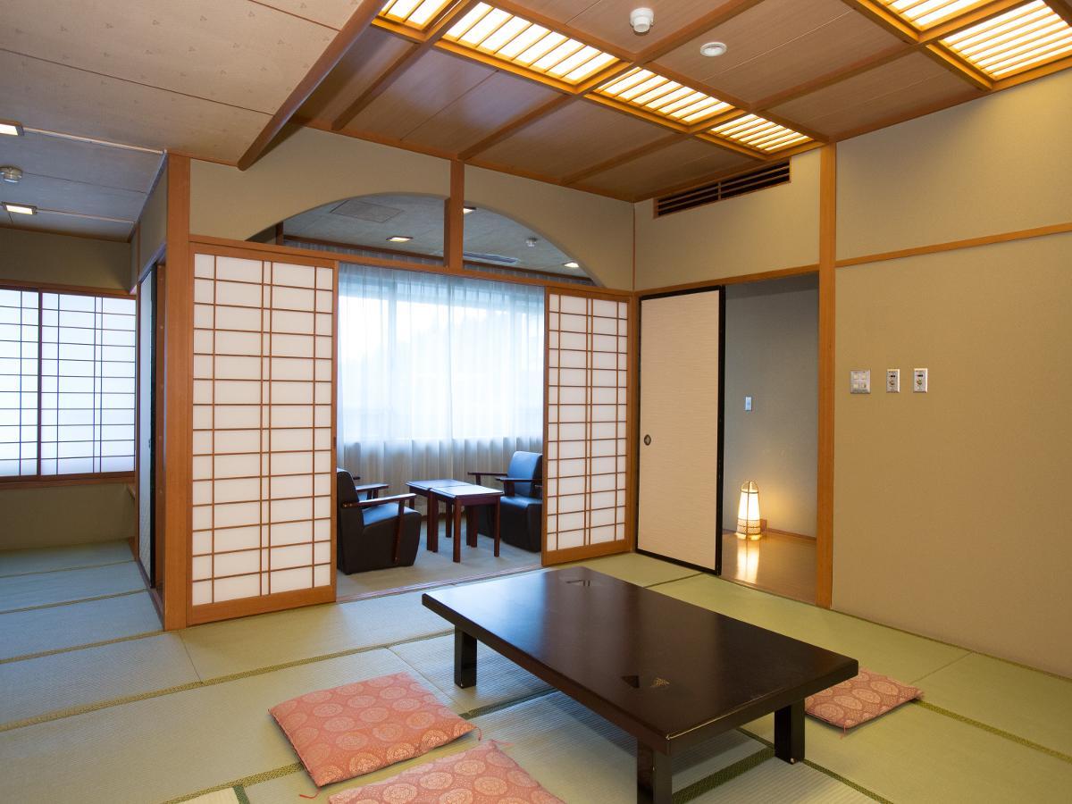 Ikaho Grand Hotel Shibukawa Bagian luar foto